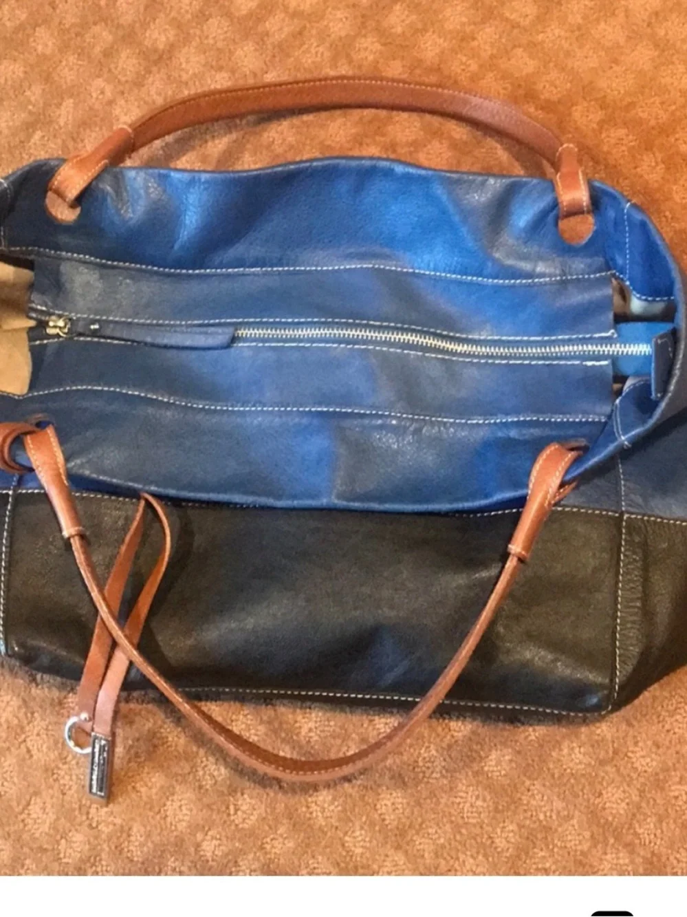 Gianni Chiarini spacious blue